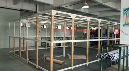 萬級(jí)潔凈棚制作現(xiàn)場