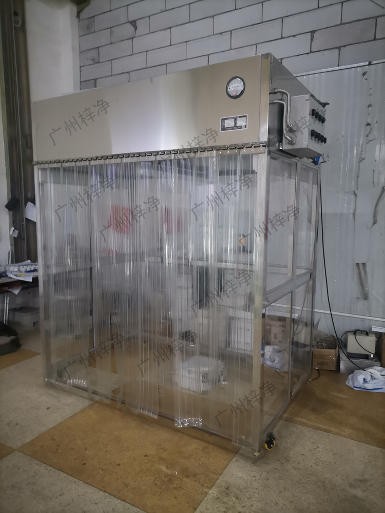 防爆潔凈采樣車制作現場實拍圖 防爆潔凈采樣車制作現場實拍圖