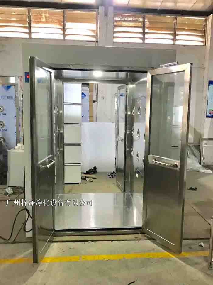 風(fēng)淋室在使用過程中可能會(huì)遇到各種問題